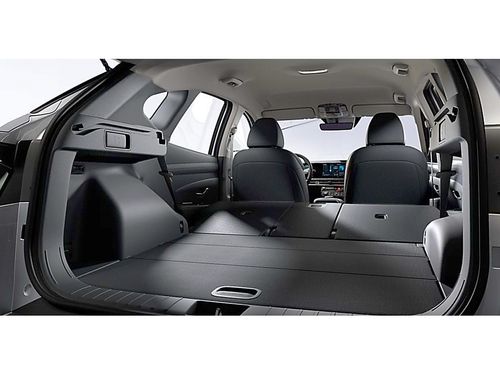 https://csb-strapi-files.fsn1.your-objectstorage.com/inventory-cars/images/cb6ede44843ac82668ee94203ee599bccdd27f2e/14_500_2957.jpg