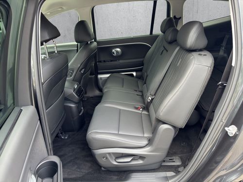 https://csb-strapi-files.fsn1.your-objectstorage.com/inventory-cars/images/cc14b90d040578439e08d70e1b7ca8cb6ddf704f/12_500_6061.jpg