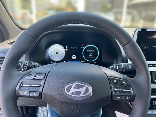 https://csb-strapi-files.fsn1.your-objectstorage.com/inventory-cars/images/cccac8024af577e06e6ca4ef82902b934de11fa4/7_500_6202.jpg