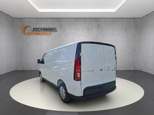 https://csb-strapi-files.fsn1.your-objectstorage.com/inventory-cars/images/ce8db357a25e9f38d93e3785d072f8d3a4cb6813/4_500_9449.jpg