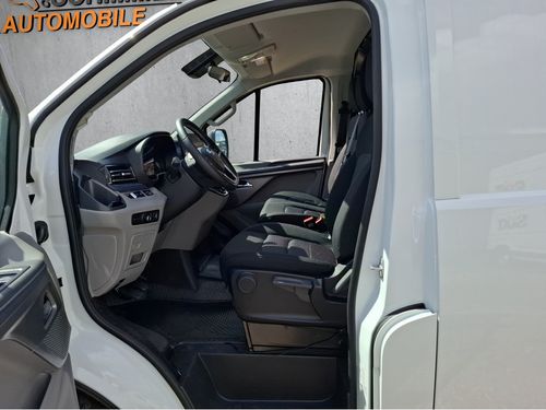 https://csb-strapi-files.fsn1.your-objectstorage.com/inventory-cars/images/ce8db357a25e9f38d93e3785d072f8d3a4cb6813/9_500_6895.jpg