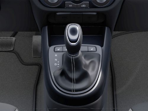 https://csb-strapi-files.fsn1.your-objectstorage.com/inventory-cars/images/ce98c55d9781c168011bbb813c809d7400755593/11_500_8299.jpg