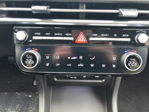 https://csb-strapi-files.fsn1.your-objectstorage.com/inventory-cars/images/cf68968959dba24855ff9545515aae26b0241a76/18_500_8546.jpg