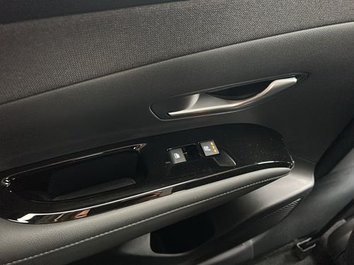https://csb-strapi-files.fsn1.your-objectstorage.com/inventory-cars/images/cf68968959dba24855ff9545515aae26b0241a76/34_500_2579.jpg
