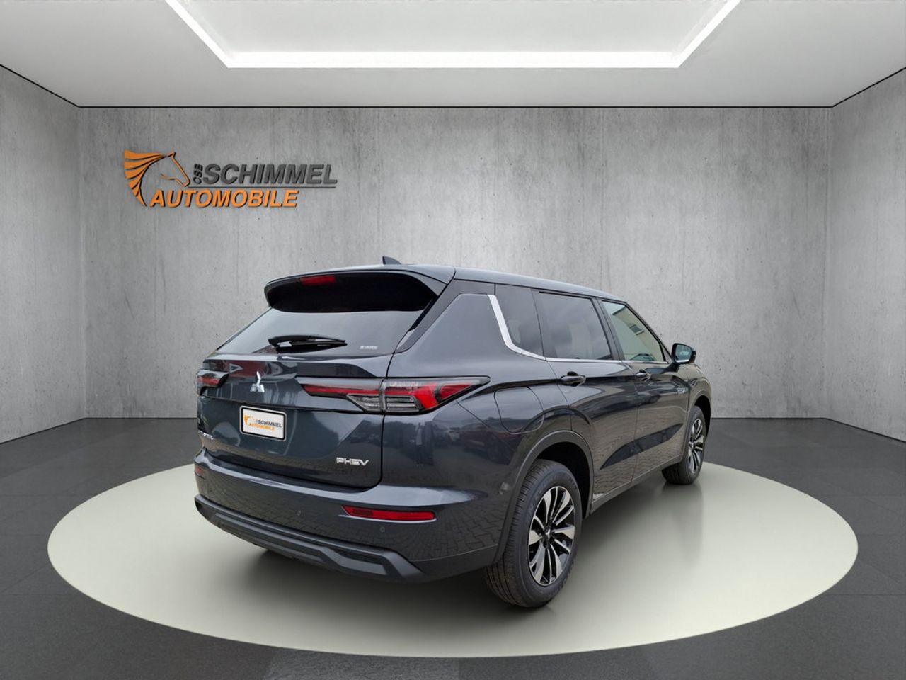 https://csb-strapi-files.fsn1.your-objectstorage.com/inventory-cars/images/cf7417f963cf4f6ba09116168ca07de197c02282/6_1280_3786.jpg