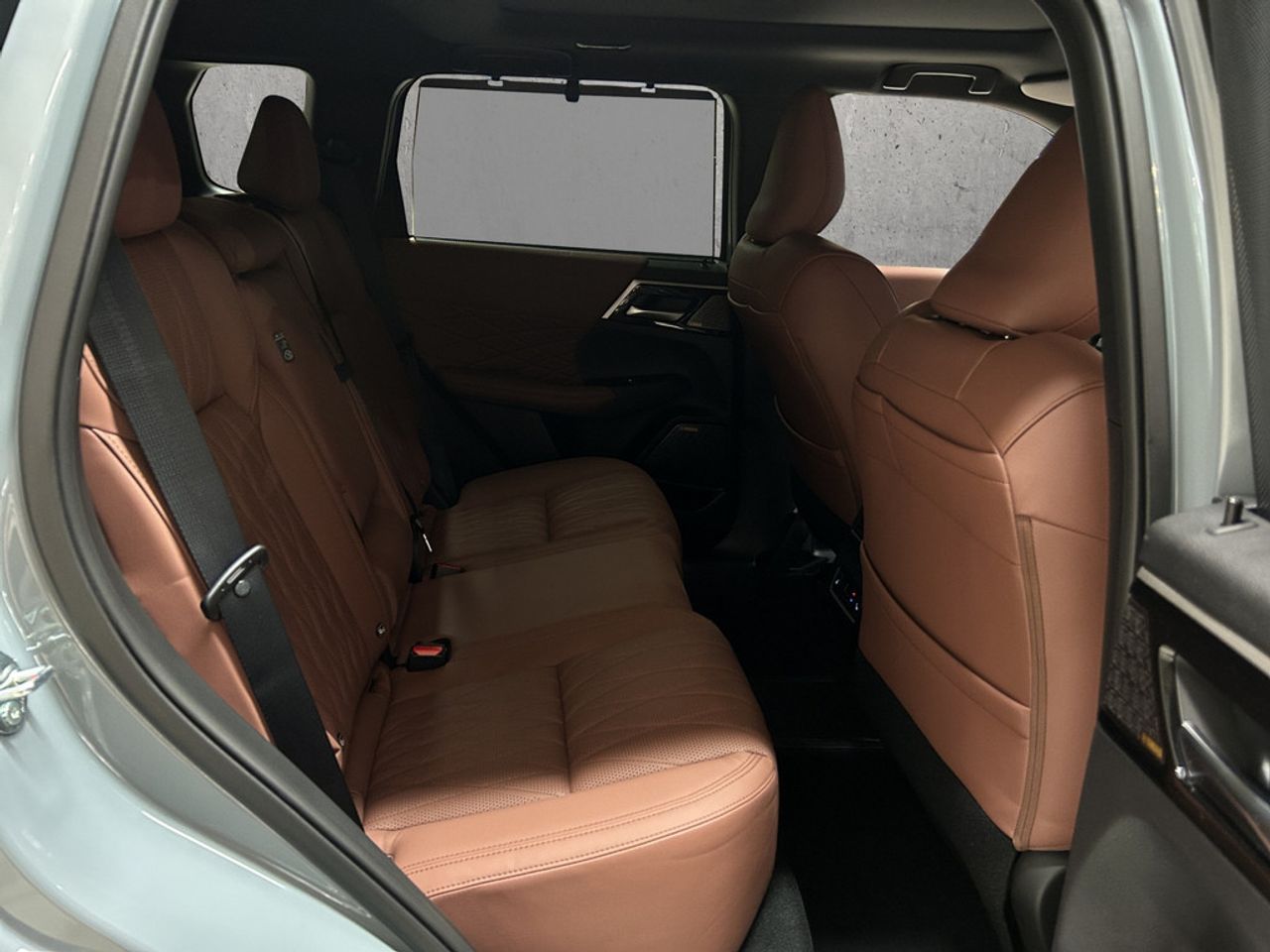 https://csb-strapi-files.fsn1.your-objectstorage.com/inventory-cars/images/cfb4eae63352a3692fe0a18488737a3ab76e2456/18_1280_7307.jpg
