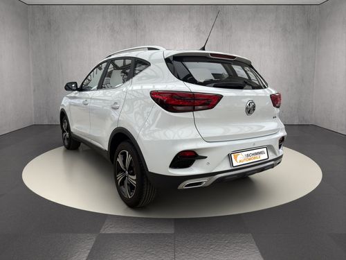 https://csb-strapi-files.fsn1.your-objectstorage.com/inventory-cars/images/d406d881715bee86f54a2cbaea3056517c2096ec/3_500_9010.jpg