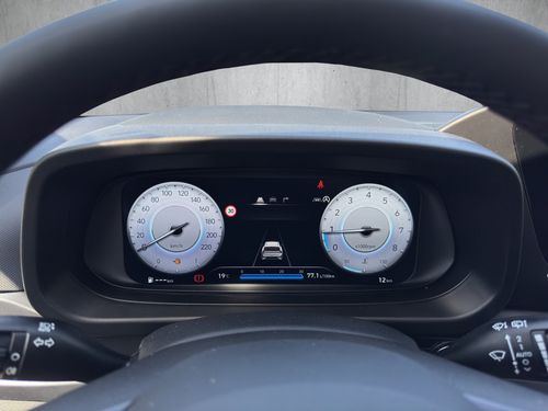 https://csb-strapi-files.fsn1.your-objectstorage.com/inventory-cars/images/d465ef99de4c64d439da217f85405c8baf56e5ce/18_500_5273.jpg