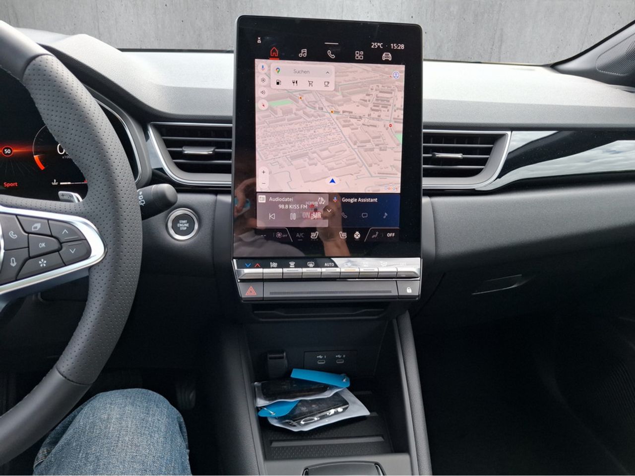 https://csb-strapi-files.fsn1.your-objectstorage.com/inventory-cars/images/d4a259ec8b3f8285cfa0cfca2dcee2a6fef1cf8b/12_1280_7214.jpg