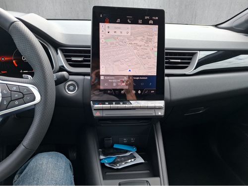 https://csb-strapi-files.fsn1.your-objectstorage.com/inventory-cars/images/d4a259ec8b3f8285cfa0cfca2dcee2a6fef1cf8b/12_500_8463.jpg