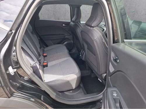 https://csb-strapi-files.fsn1.your-objectstorage.com/inventory-cars/images/d4a259ec8b3f8285cfa0cfca2dcee2a6fef1cf8b/18_500_2764.jpg
