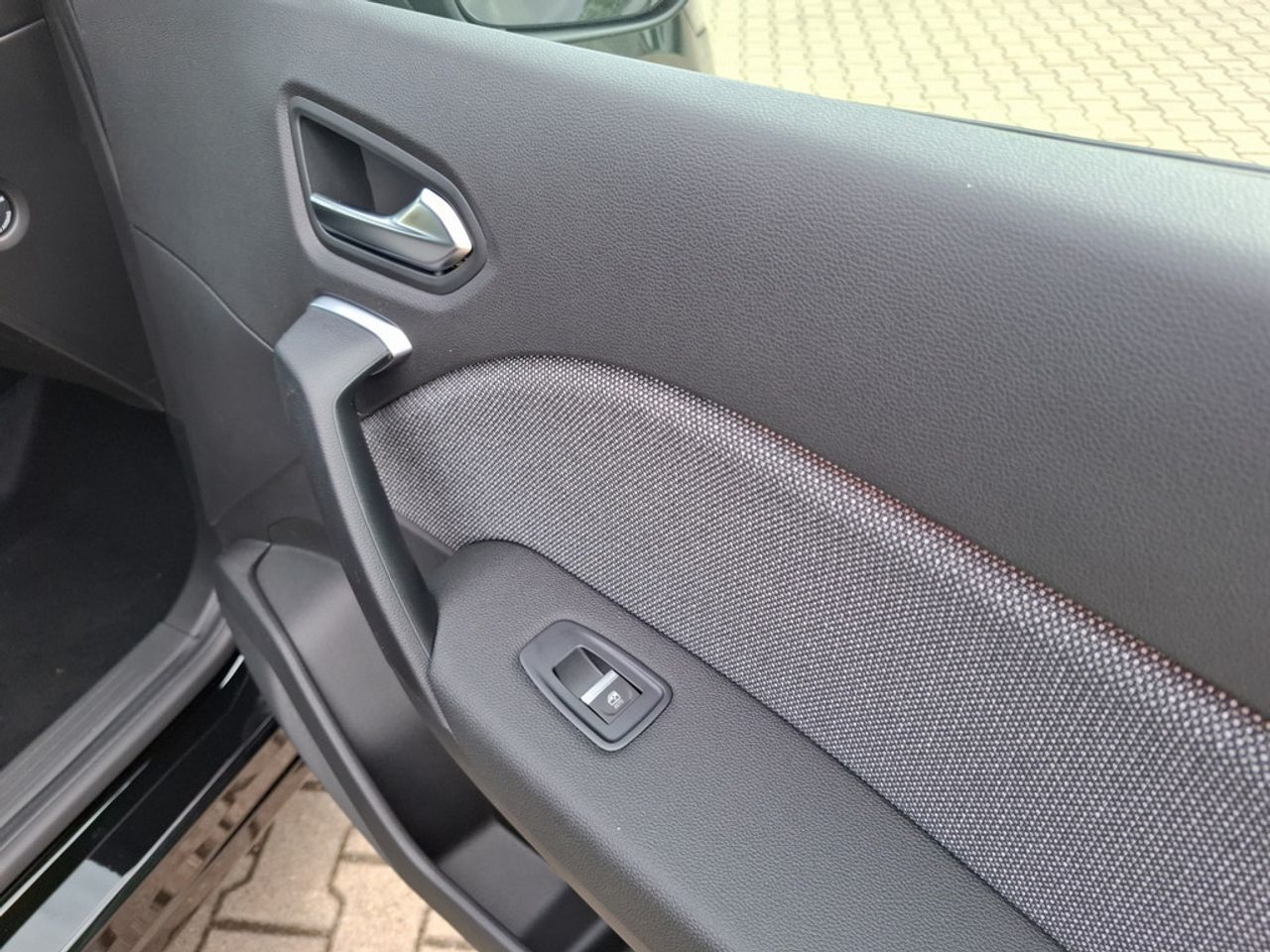https://csb-strapi-files.fsn1.your-objectstorage.com/inventory-cars/images/d4a259ec8b3f8285cfa0cfca2dcee2a6fef1cf8b/20_1280_5551.jpg