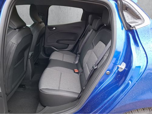 https://csb-strapi-files.fsn1.your-objectstorage.com/inventory-cars/images/d53654aad0727f38dc2ed3ab43dd9e77604cf8f6/14_500_8683.jpg