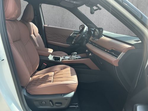 https://csb-strapi-files.fsn1.your-objectstorage.com/inventory-cars/images/d5c5a1c6a5b4963fc9104a0a910fd12e23794718/19_500_7677.jpg