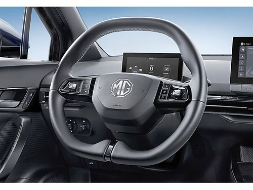 https://csb-strapi-files.fsn1.your-objectstorage.com/inventory-cars/images/d6099456757fa7bf1a3bdd85d680505174430883/7_500_4673.jpg