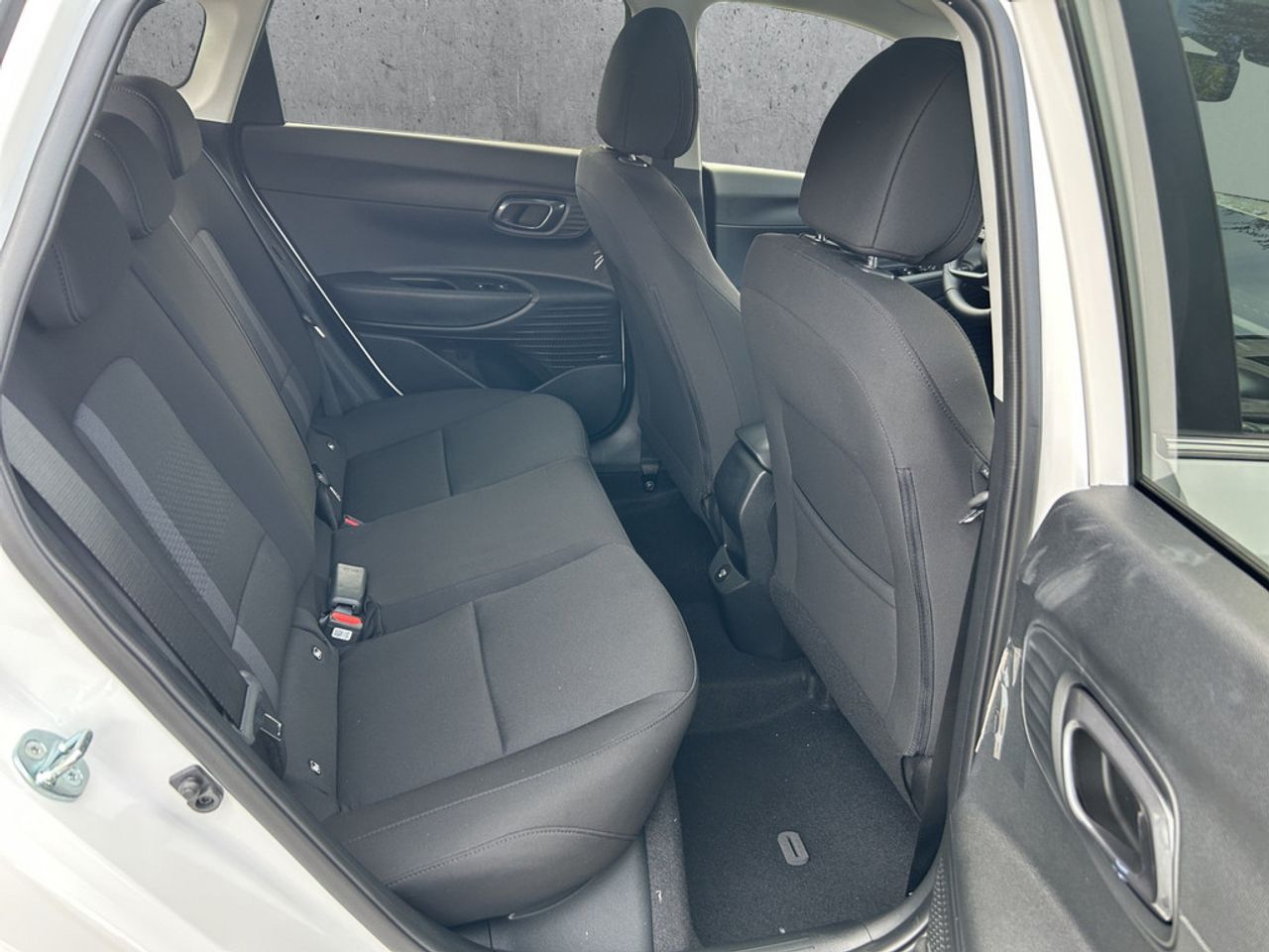https://csb-strapi-files.fsn1.your-objectstorage.com/inventory-cars/images/d66825a10d7106fe81de811d5926515021adcf67/19_1280_8532.jpg