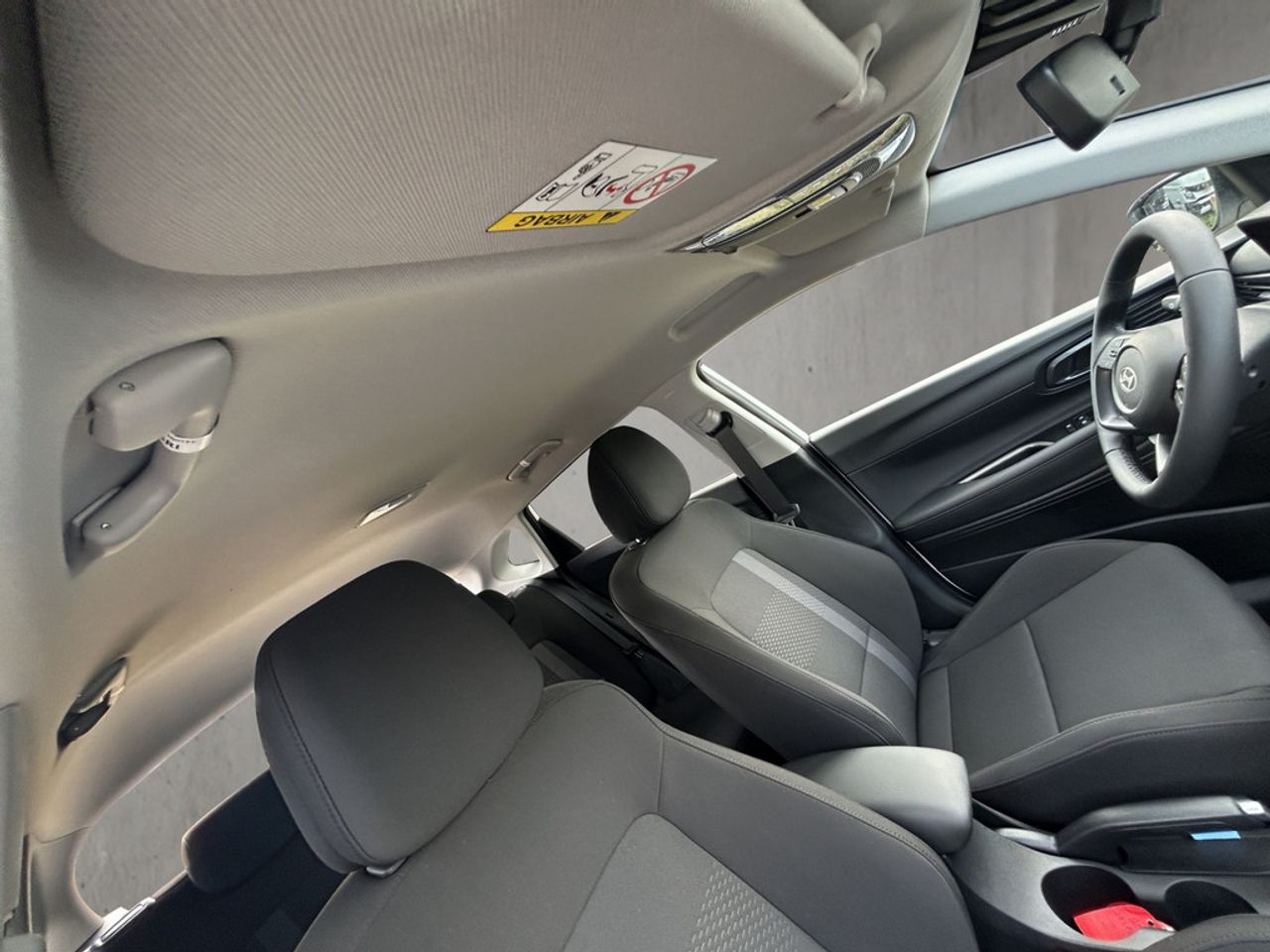 https://csb-strapi-files.fsn1.your-objectstorage.com/inventory-cars/images/d66825a10d7106fe81de811d5926515021adcf67/22_1280_3851.jpg