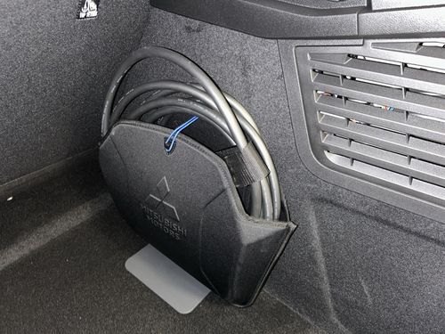 https://csb-strapi-files.fsn1.your-objectstorage.com/inventory-cars/images/d7055a8c7d350e2b4804158d37faf013c712e162/23_500_7846.jpg