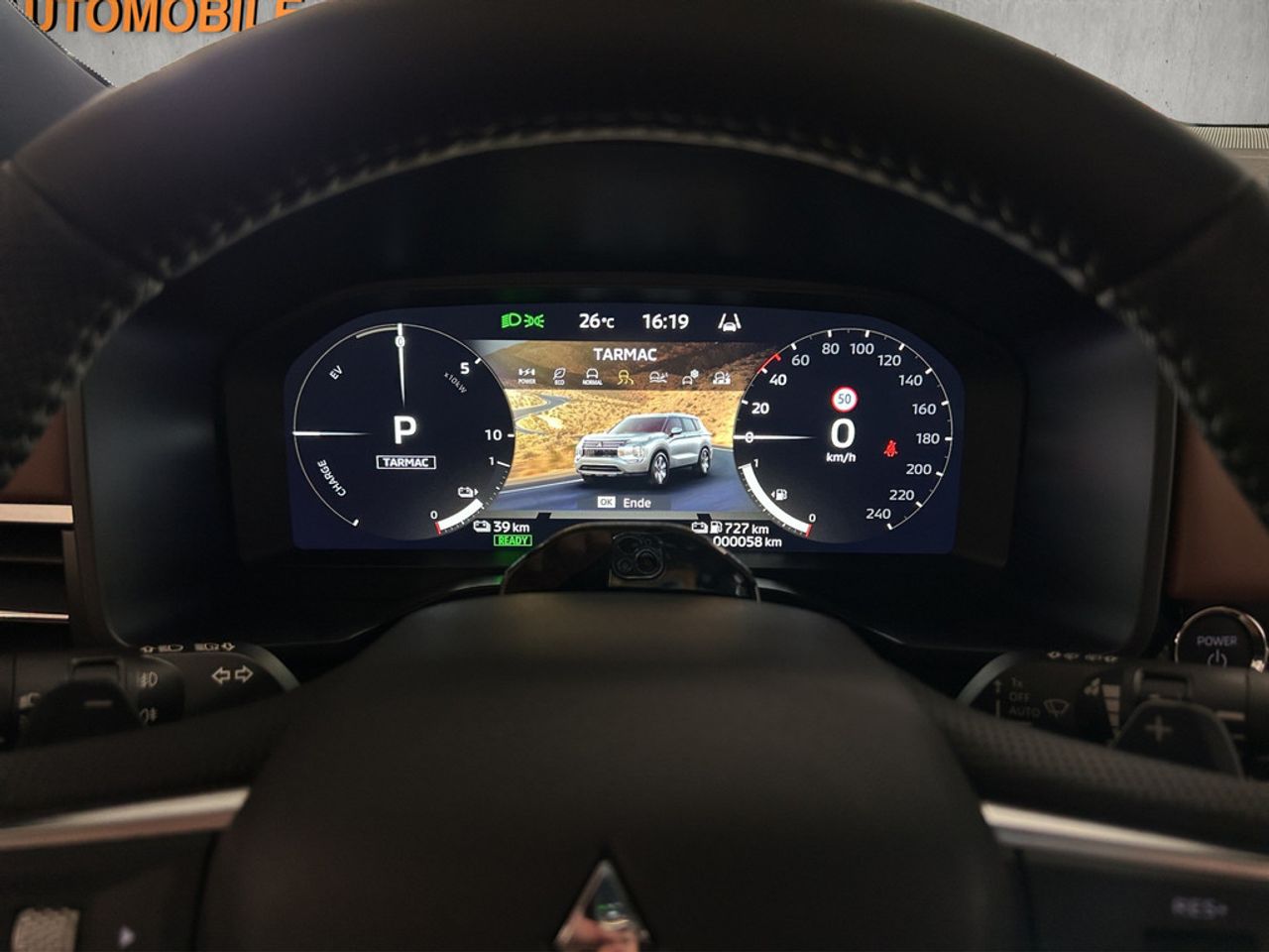 https://csb-strapi-files.fsn1.your-objectstorage.com/inventory-cars/images/d76816606f4d7312c502b4c35871da06c327eb7a/11_1280_3048.jpg
