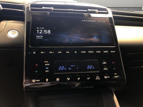 https://csb-strapi-files.fsn1.your-objectstorage.com/inventory-cars/images/d8411a8cf7b0f8a408679035512f321602f9a1ec/10_500_6671.jpg