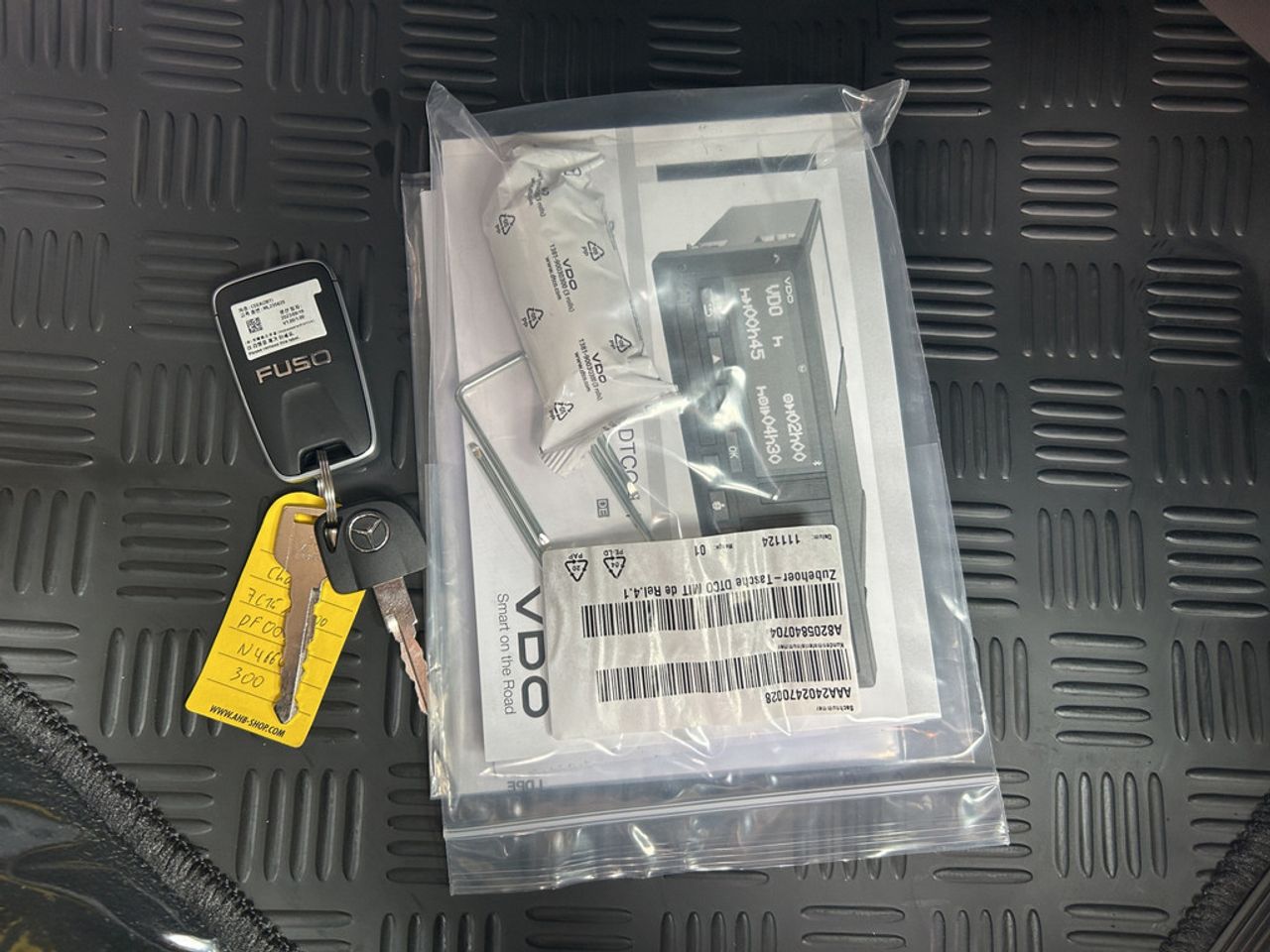 https://csb-strapi-files.fsn1.your-objectstorage.com/inventory-cars/images/d880551bee54a1254b8af6bb552157ae75c9eb77/19_1280_1237.jpg