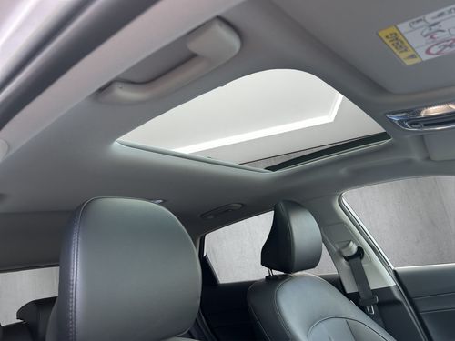https://csb-strapi-files.fsn1.your-objectstorage.com/inventory-cars/images/d8a99796eda11936fb62858f7f93bb3e5892e246/22_500_7928.jpg