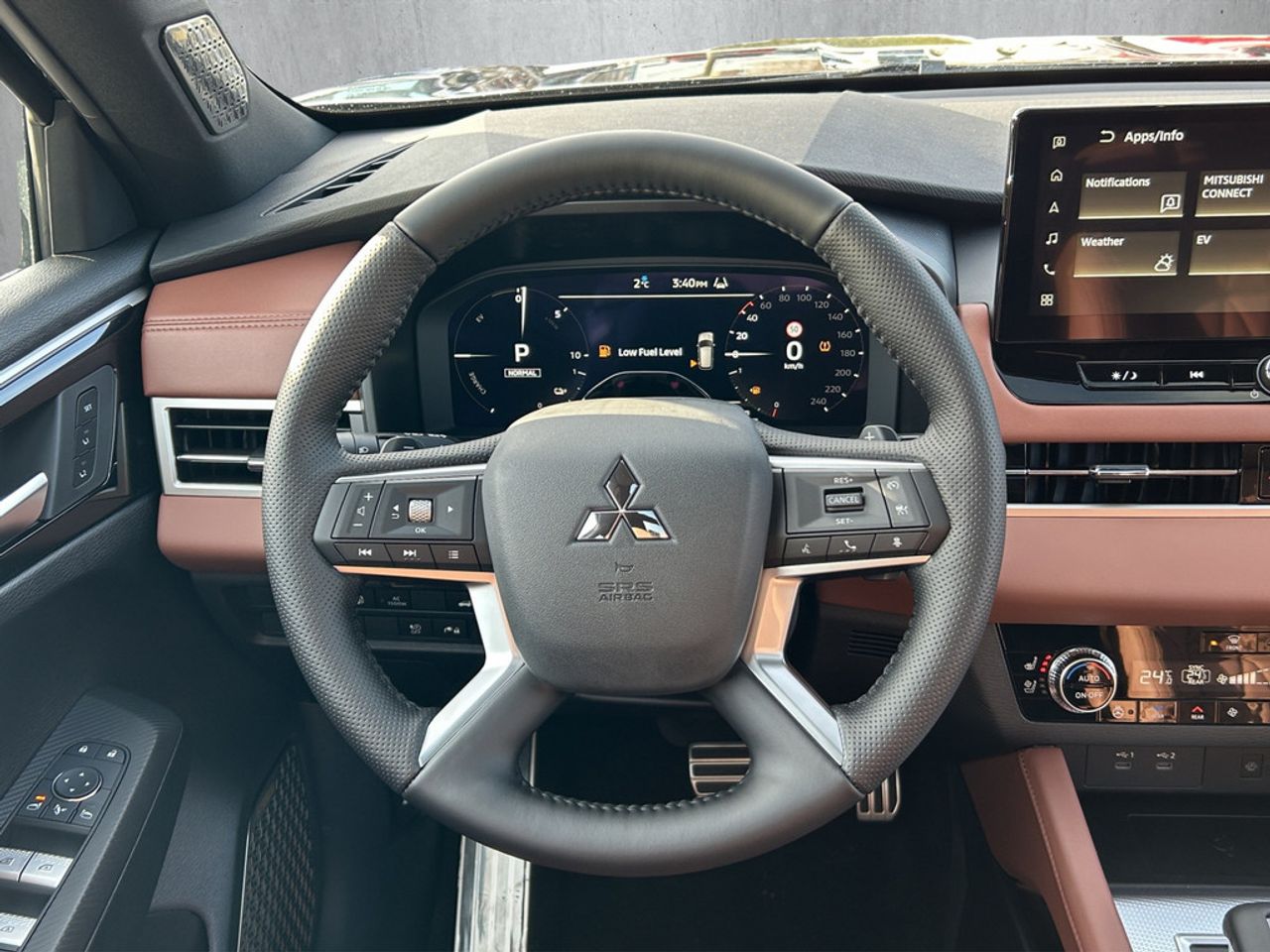https://csb-strapi-files.fsn1.your-objectstorage.com/inventory-cars/images/da7a3494753ad1dde3005cc49762075fd32ee930/18_1280_4236.jpg