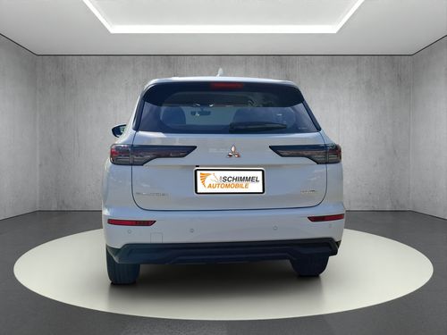 https://csb-strapi-files.fsn1.your-objectstorage.com/inventory-cars/images/dacdc8b2c9d02d8aa10165a2134bf544b5a71ac9/5_500_3483.jpg