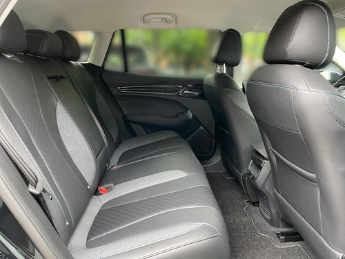 https://csb-strapi-files.fsn1.your-objectstorage.com/inventory-cars/images/daed2313e6ed689eaf8e6cd8c3abf2406cf4204b/12_500_9895.jpg
