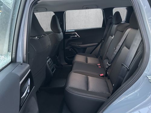 https://csb-strapi-files.fsn1.your-objectstorage.com/inventory-cars/images/daf66a9334ad2ae4150fdbdf7381c76097e11380/14_500_1941.jpg