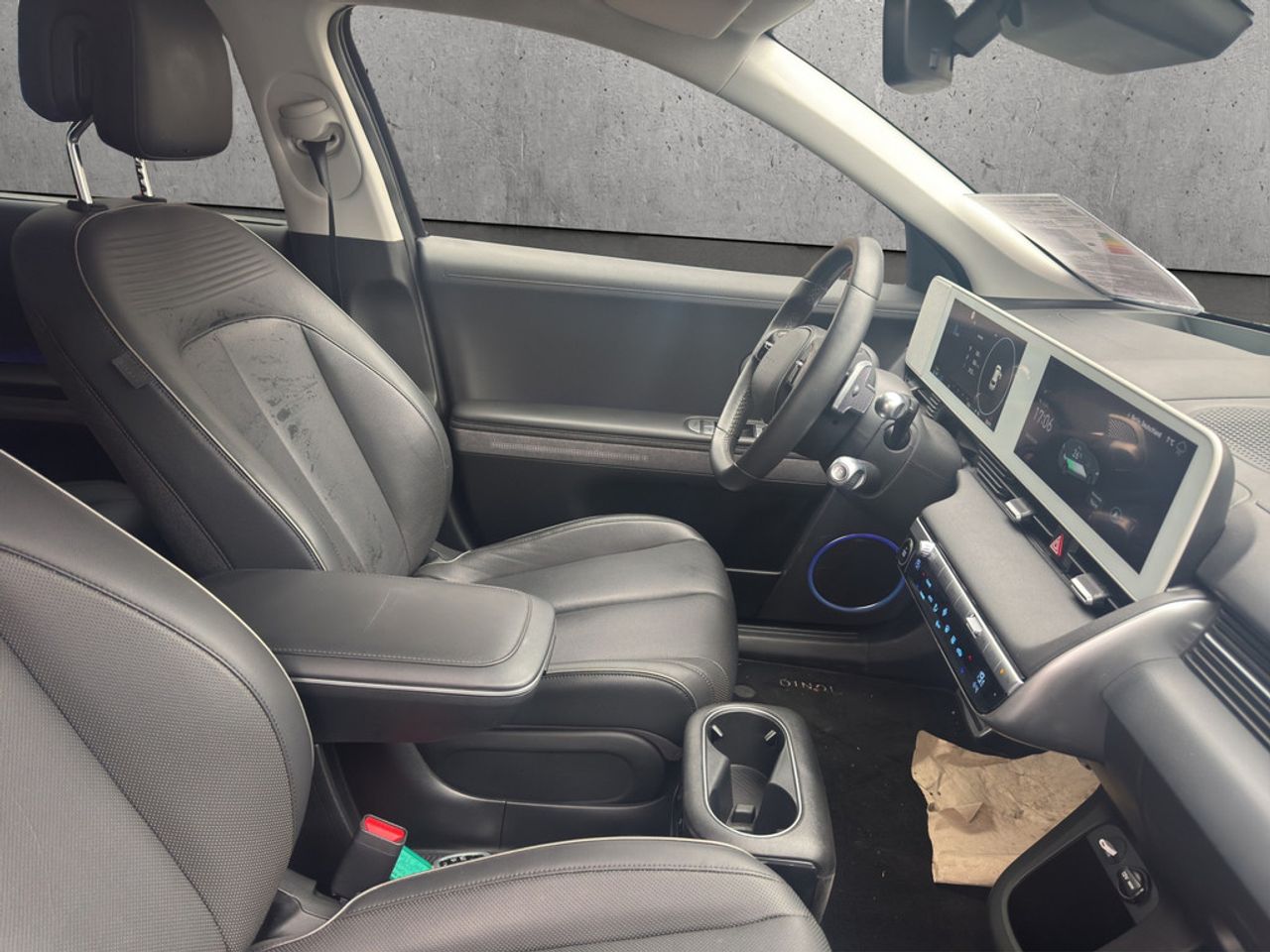 https://csb-strapi-files.fsn1.your-objectstorage.com/inventory-cars/images/db7ba180e69df7133767f39b8816d8d0f7d2f0c3/21_1280_3984.jpg