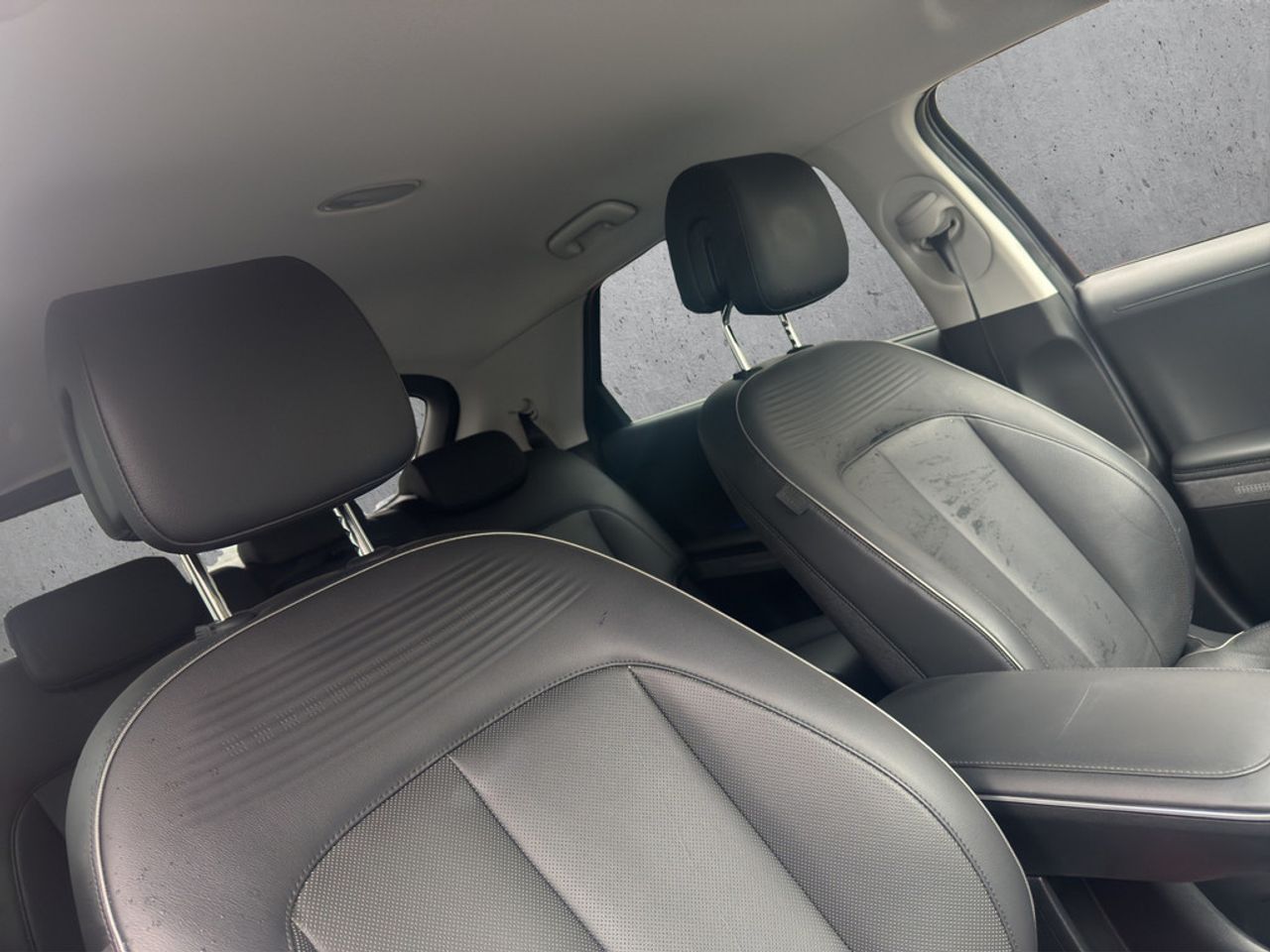 https://csb-strapi-files.fsn1.your-objectstorage.com/inventory-cars/images/db7ba180e69df7133767f39b8816d8d0f7d2f0c3/22_1280_5603.jpg