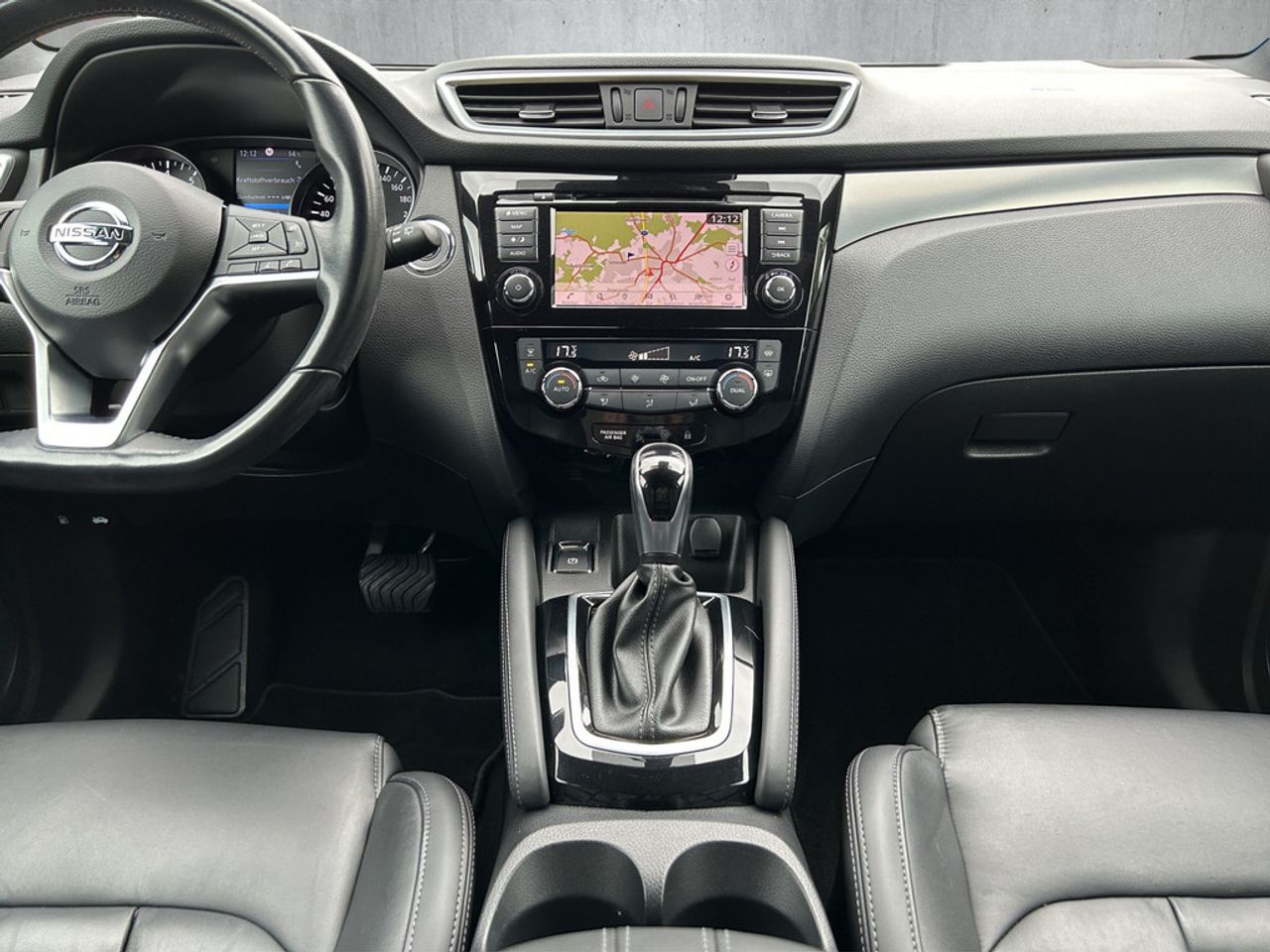 https://csb-strapi-files.fsn1.your-objectstorage.com/inventory-cars/images/db9fee4beba1222c8a44c52ad812f7b119a68c03/16_1280_7533.jpg