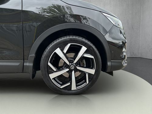 https://csb-strapi-files.fsn1.your-objectstorage.com/inventory-cars/images/db9fee4beba1222c8a44c52ad812f7b119a68c03/2_500_7634.jpg