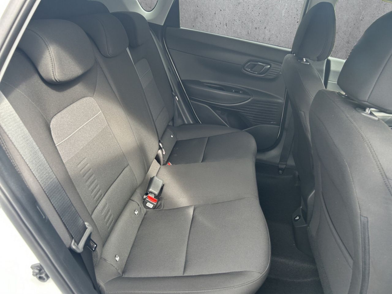 https://csb-strapi-files.fsn1.your-objectstorage.com/inventory-cars/images/dbe44ce821d1d34c8a2d8acacac16d75796dc6ec/21_1280_5170.jpg