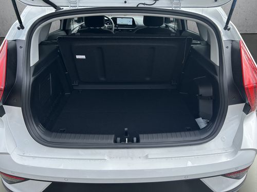 https://csb-strapi-files.fsn1.your-objectstorage.com/inventory-cars/images/dbe44ce821d1d34c8a2d8acacac16d75796dc6ec/22_500_6177.jpg