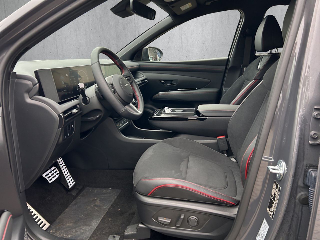 https://csb-strapi-files.fsn1.your-objectstorage.com/inventory-cars/images/dcbf65cceb3b20961a46ff8de64811bebedd7ed5/10_1280_2451.jpg