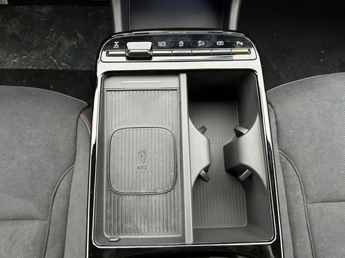https://csb-strapi-files.fsn1.your-objectstorage.com/inventory-cars/images/dcbf65cceb3b20961a46ff8de64811bebedd7ed5/21_500_3850.jpg