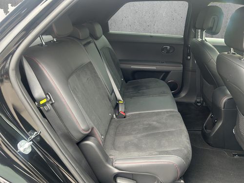 https://csb-strapi-files.fsn1.your-objectstorage.com/inventory-cars/images/dd94f4ab6c6aa3fa8d647555326599b6f7fa294f/17_500_6392.jpg