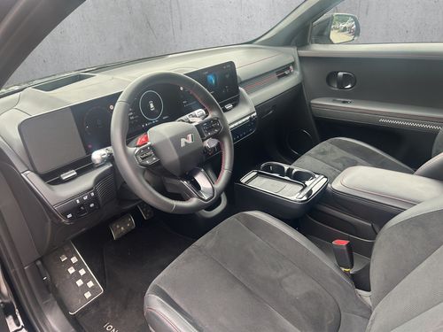 https://csb-strapi-files.fsn1.your-objectstorage.com/inventory-cars/images/dd94f4ab6c6aa3fa8d647555326599b6f7fa294f/20_500_1168.jpg