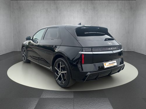 https://csb-strapi-files.fsn1.your-objectstorage.com/inventory-cars/images/dd94f4ab6c6aa3fa8d647555326599b6f7fa294f/2_500_8640.jpg