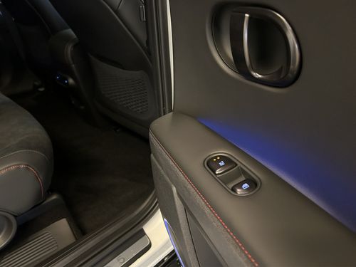 https://csb-strapi-files.fsn1.your-objectstorage.com/inventory-cars/images/de1787069bf761d9c80cc1fe062b31b05f708571/20_500_8381.jpg
