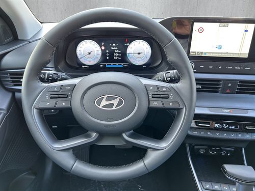 https://csb-strapi-files.fsn1.your-objectstorage.com/inventory-cars/images/de4360ffef2fcd746d889f34fa8006afb7ab5a9a/10_500_5982.jpg