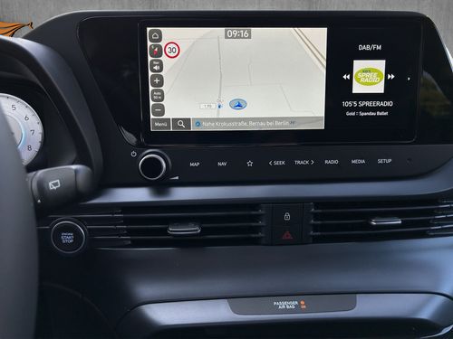 https://csb-strapi-files.fsn1.your-objectstorage.com/inventory-cars/images/de4360ffef2fcd746d889f34fa8006afb7ab5a9a/12_500_3183.jpg