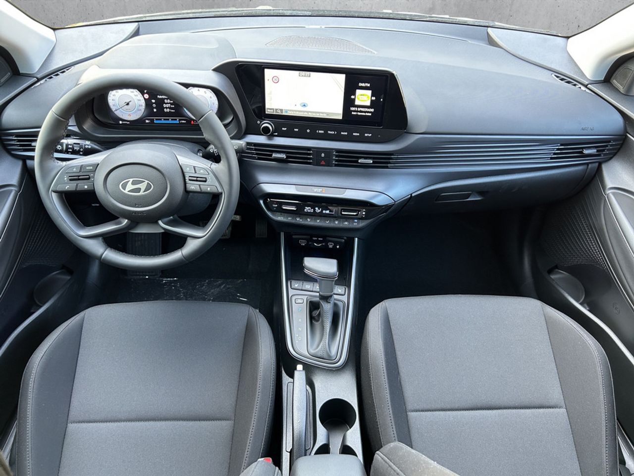 https://csb-strapi-files.fsn1.your-objectstorage.com/inventory-cars/images/de4360ffef2fcd746d889f34fa8006afb7ab5a9a/15_1280_6036.jpg
