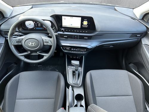 https://csb-strapi-files.fsn1.your-objectstorage.com/inventory-cars/images/de4360ffef2fcd746d889f34fa8006afb7ab5a9a/15_500_6579.jpg