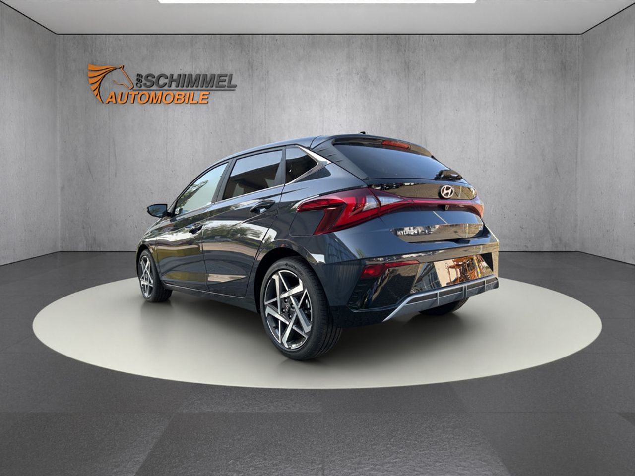 https://csb-strapi-files.fsn1.your-objectstorage.com/inventory-cars/images/de4360ffef2fcd746d889f34fa8006afb7ab5a9a/4_1280_3093.jpg