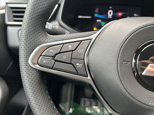 https://csb-strapi-files.fsn1.your-objectstorage.com/inventory-cars/images/df5262aa019e368ce70100ab73e2d96cd5d7b726/12_500_8498.jpg