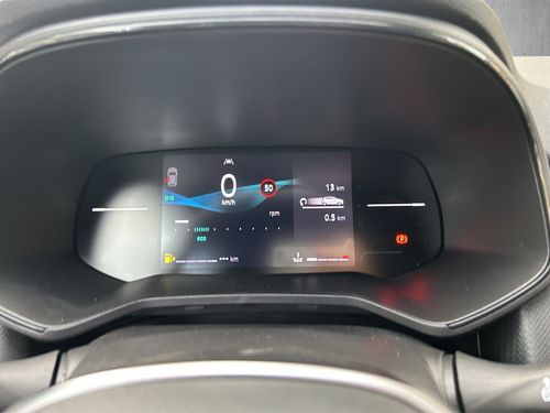 https://csb-strapi-files.fsn1.your-objectstorage.com/inventory-cars/images/df5262aa019e368ce70100ab73e2d96cd5d7b726/14_500_6540.jpg