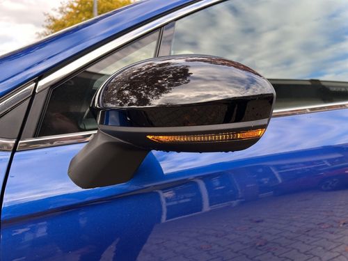 https://csb-strapi-files.fsn1.your-objectstorage.com/inventory-cars/images/df5262aa019e368ce70100ab73e2d96cd5d7b726/30_500_3086.jpg